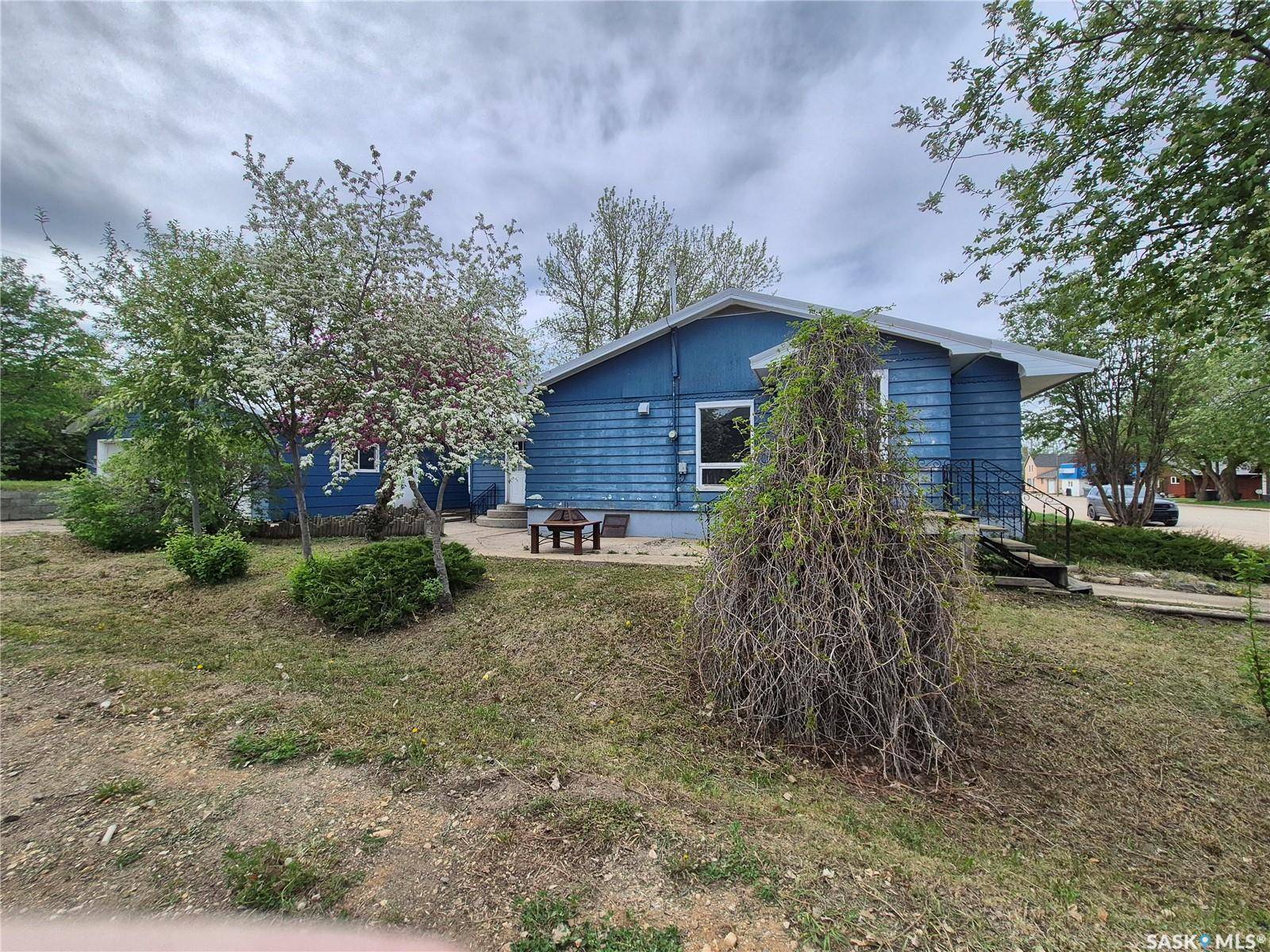 Radville, SK S0C 2G0,502 Healy AVENUE