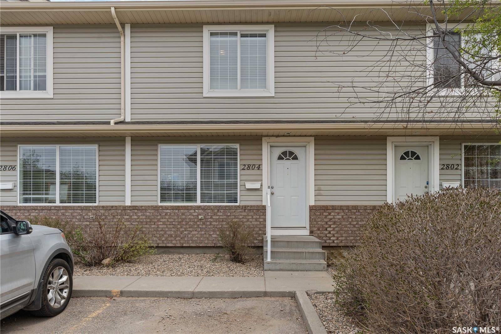 Regina, SK S4V 3C1,2804 Cranbourn CRESCENT