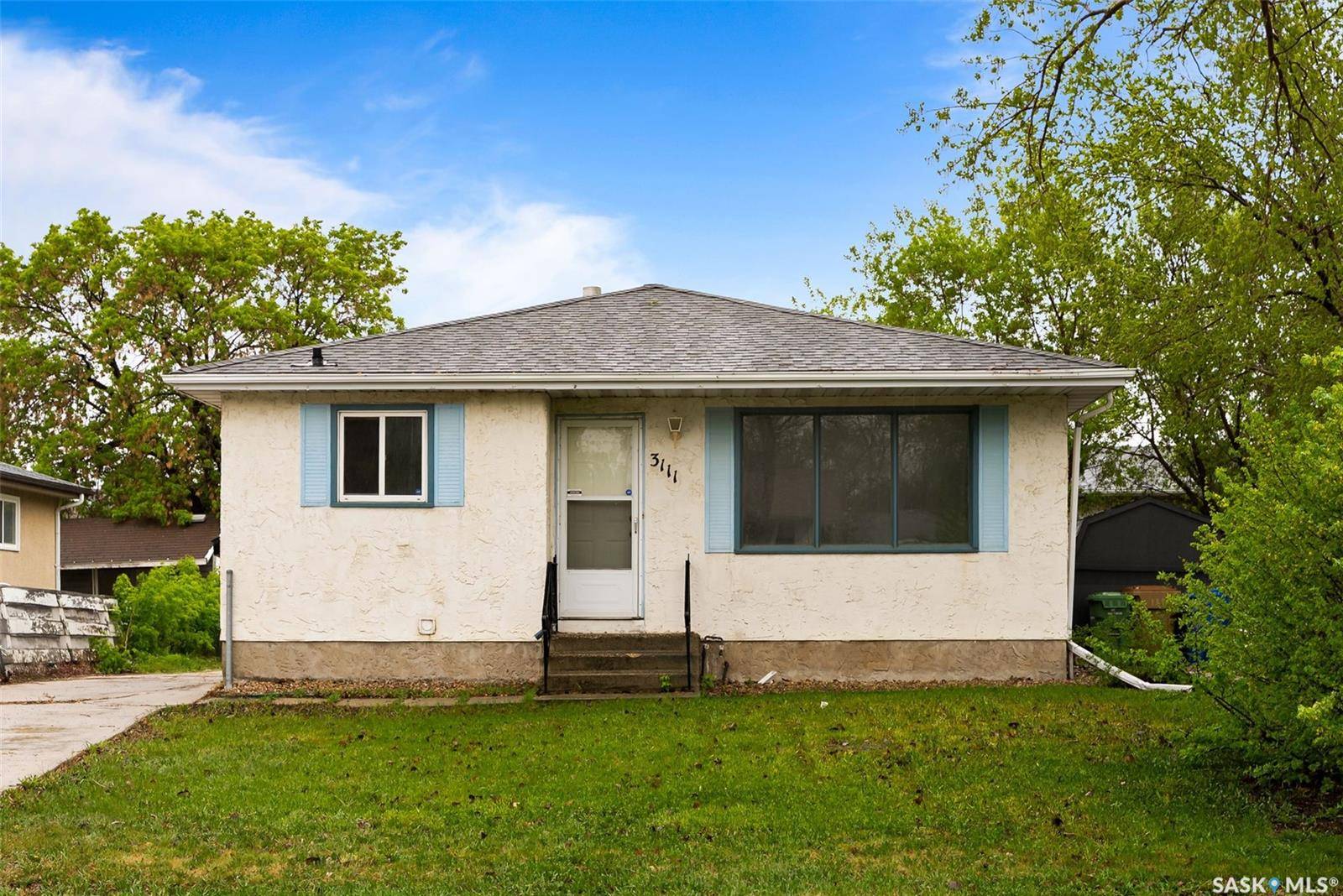 Regina, SK S4N 5K3,3111 Dewdney AVENUE E