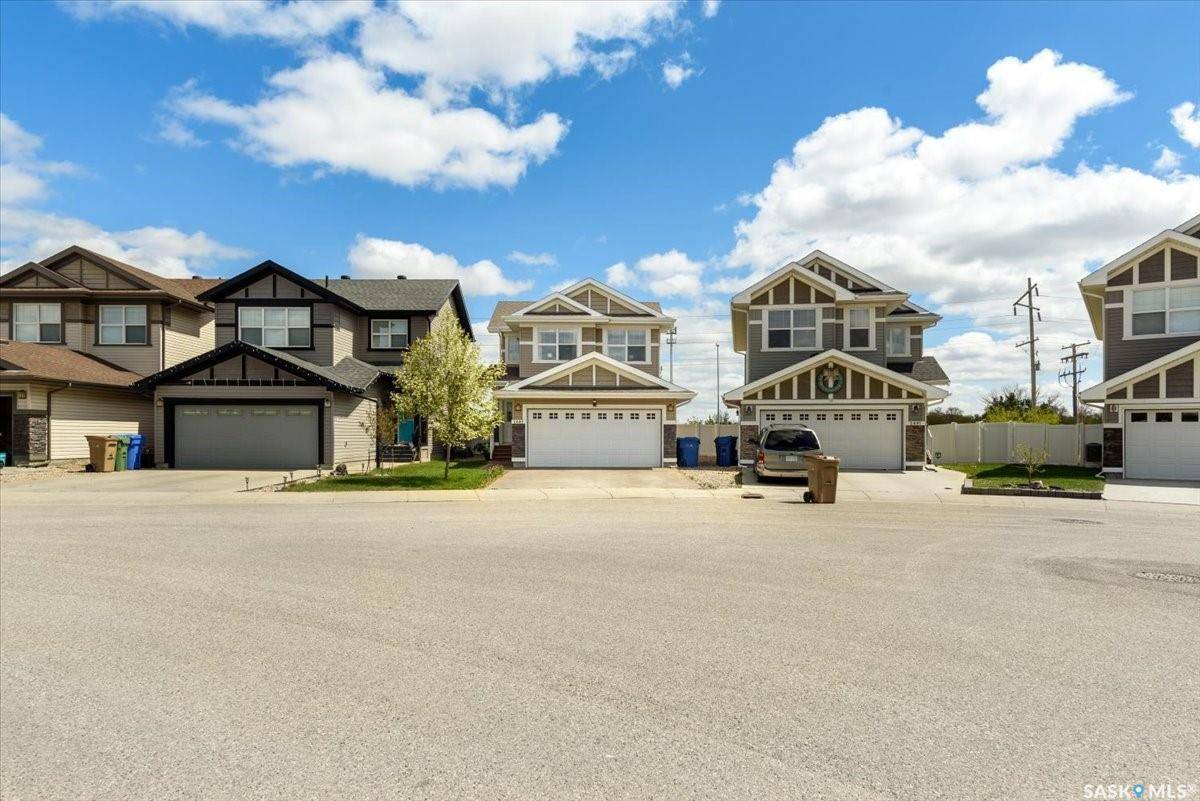 Regina, SK S4X 0M5,2687 MAKOWSKY CRESCENT