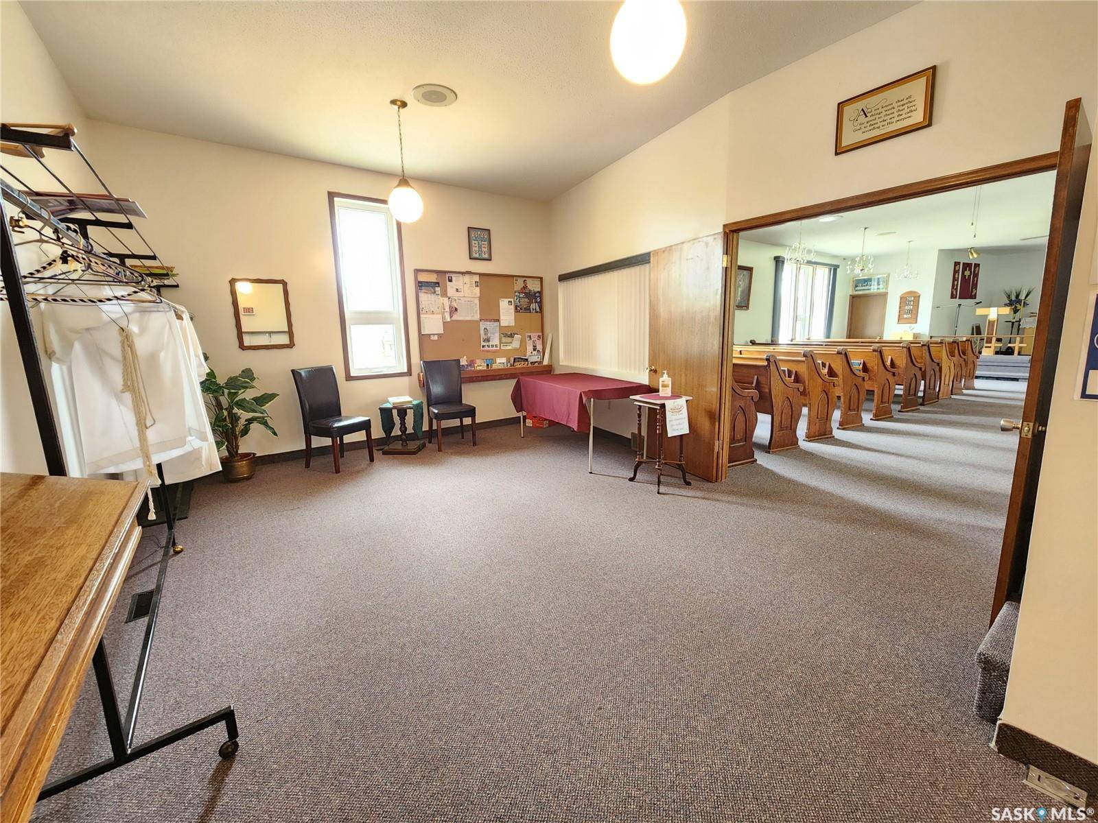 Ogema, SK S0C 1Y0,402 Wheaton AVENUE