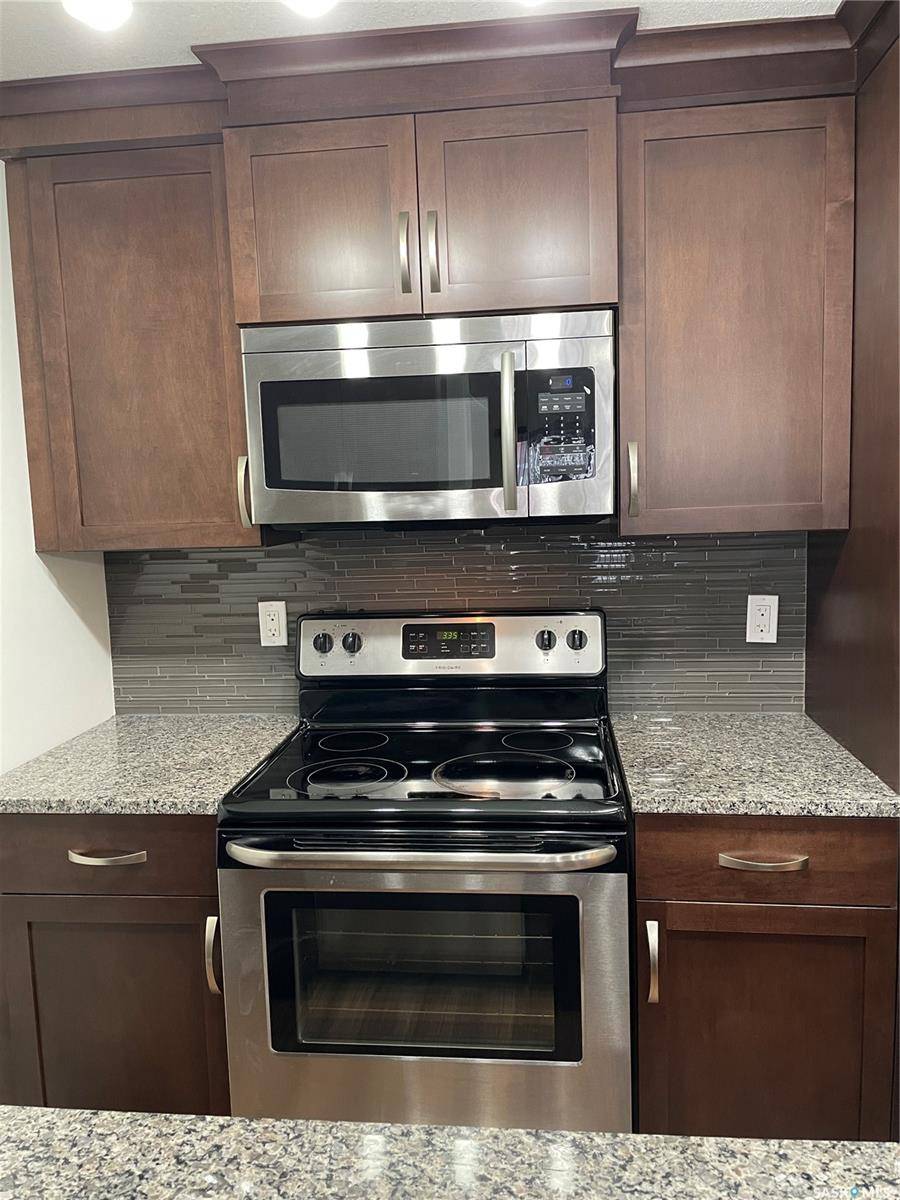 Regina, SK S4S 6T2,1220 Blackfoot DRIVE #117