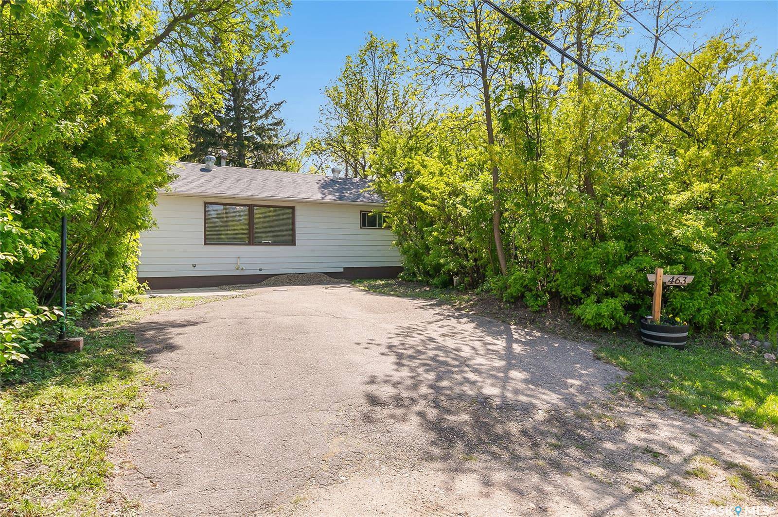 Regina Beach, SK S0G 4C0,463 Green AVENUE