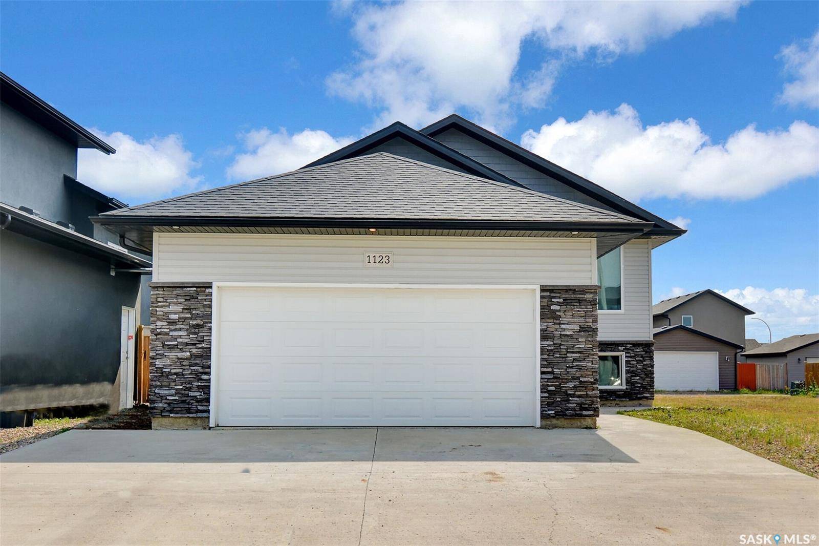 1123 Werschner CRESCENT, Saskatoon, SK S7V 0A7