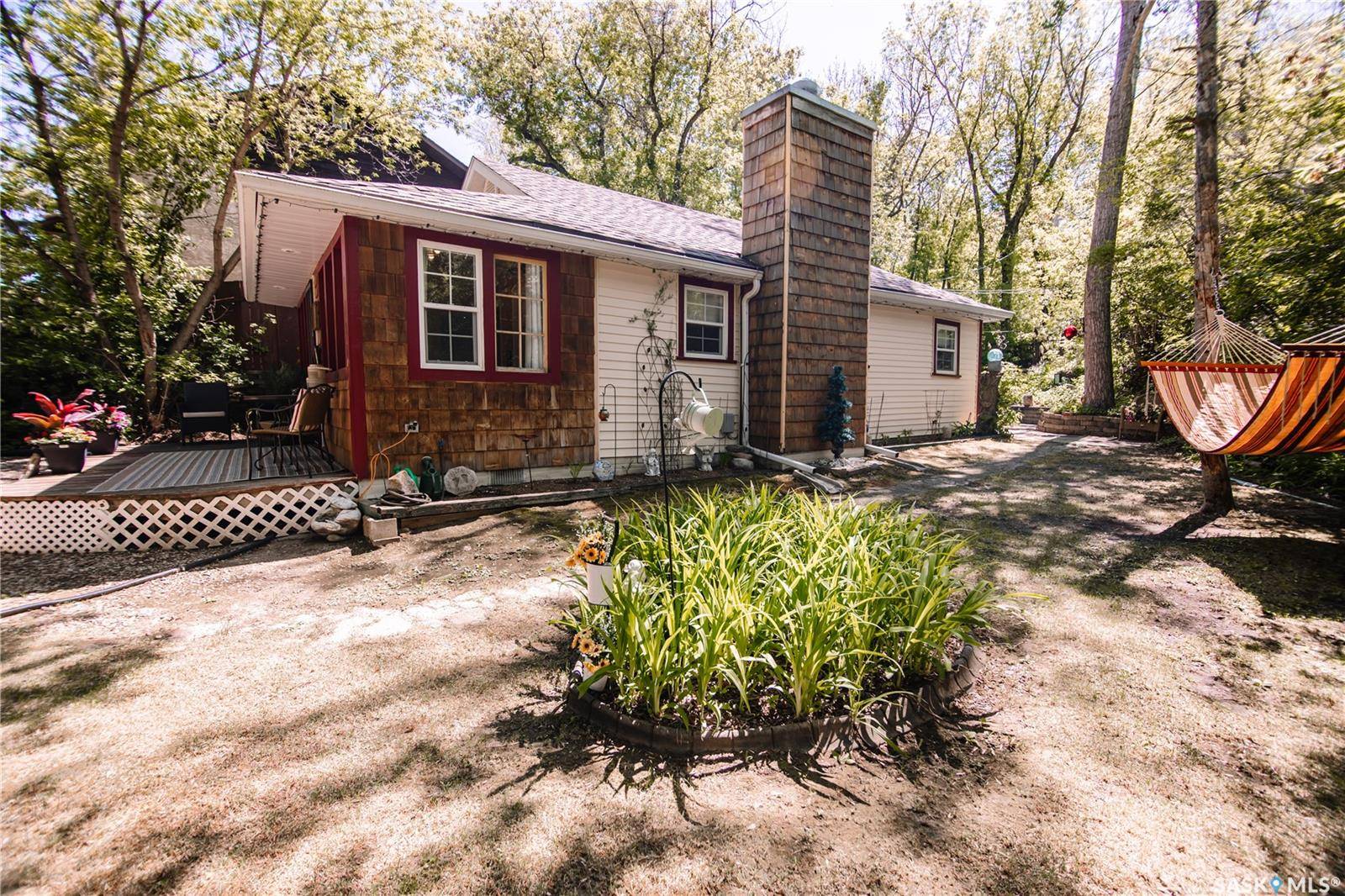 Regina Beach, SK S0G 4C0,117 Daly AVENUE
