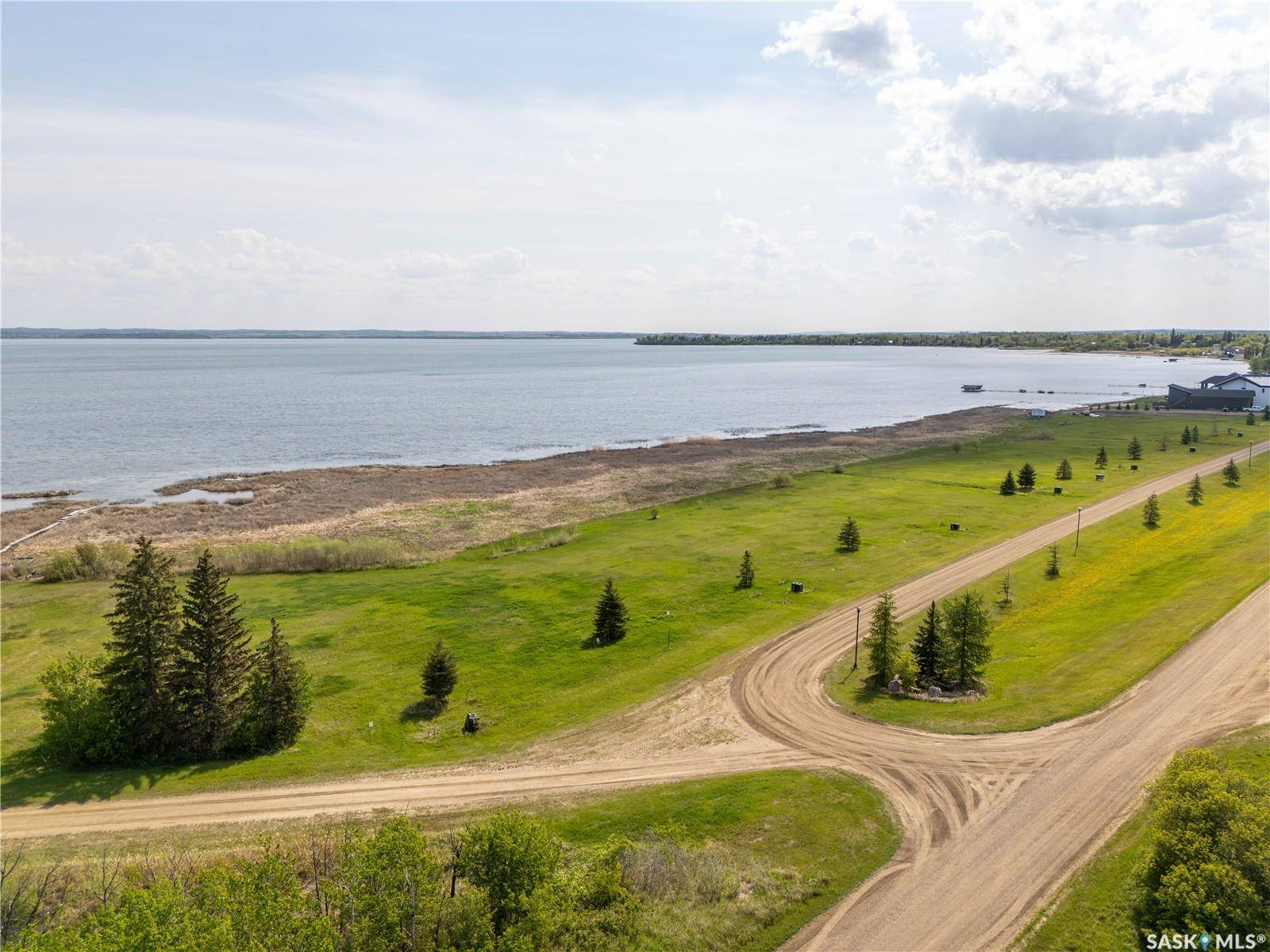 830 Lakeshore DRIVE, Meota, SK S0M 1X0