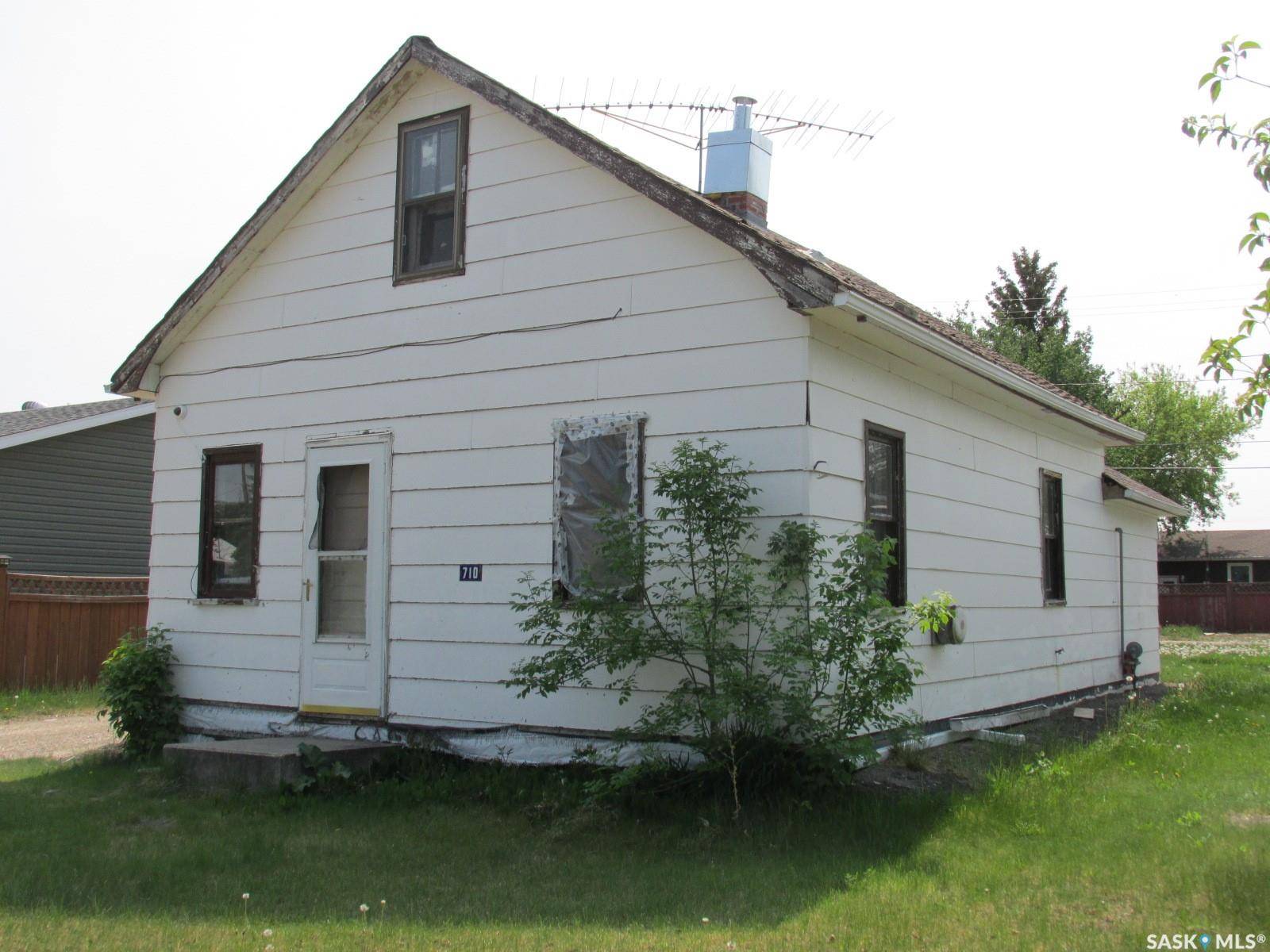 710 9th AVENUE W, Nipawin, SK S0E 1E0
