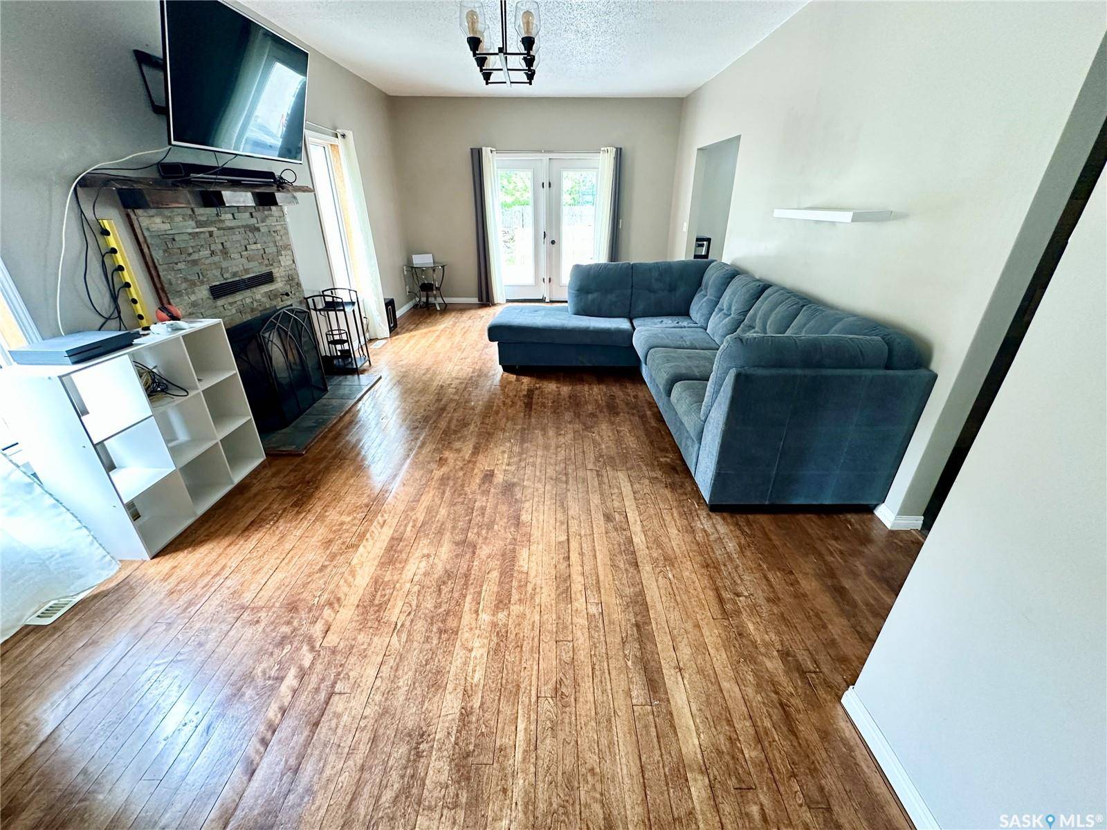Weyburn, SK S4H 1E8,125 9th STREET NE