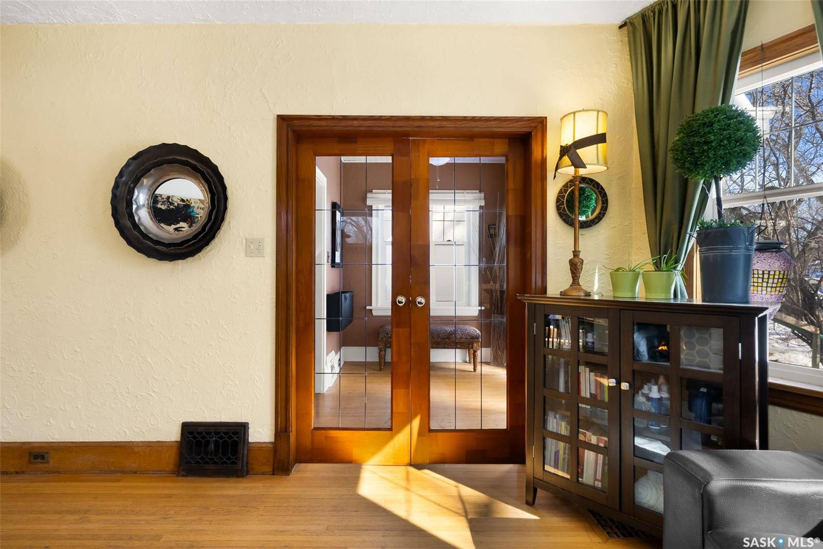 Regina, SK S4T 6M8,115 Connaught CRESCENT