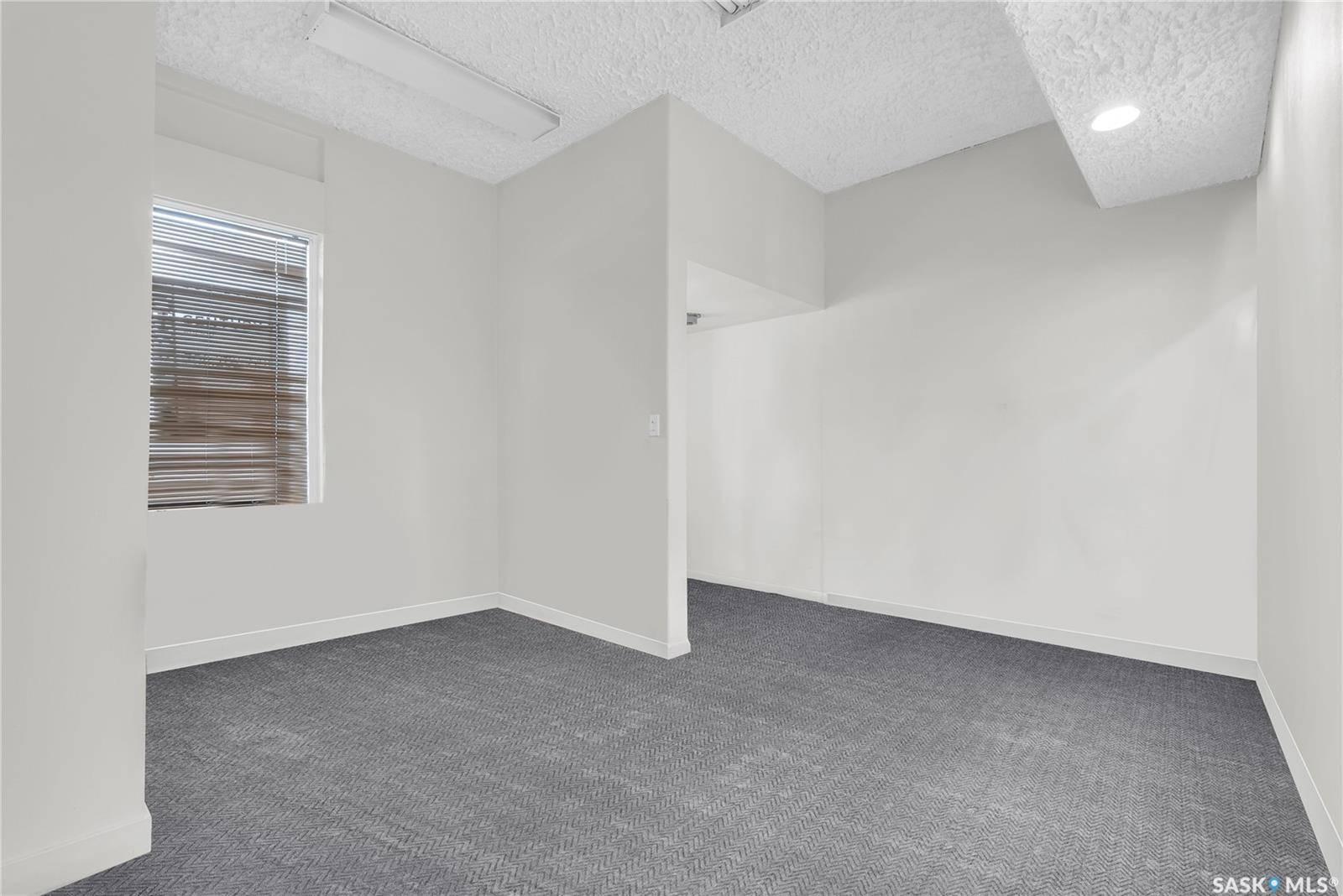 Saskatoon, SK S7K 0A9,315 20th STREET E