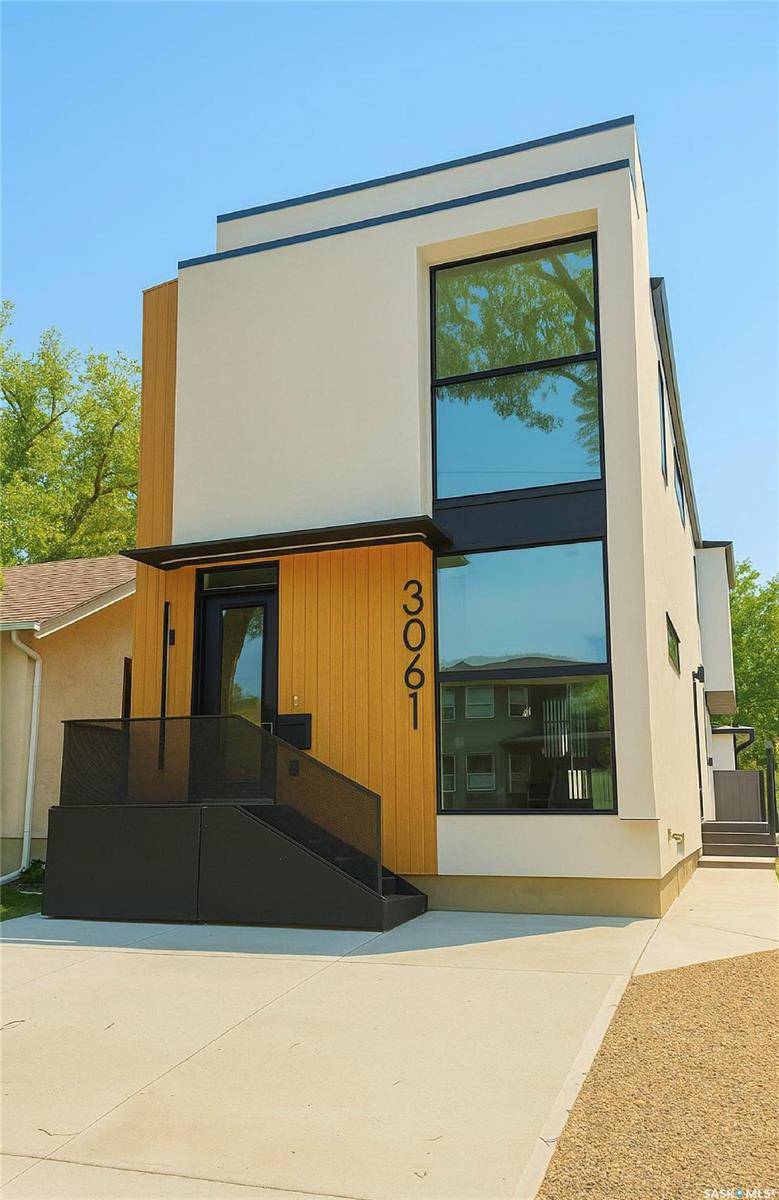 3061 Montague STREET, Regina, SK S4S 1Z6