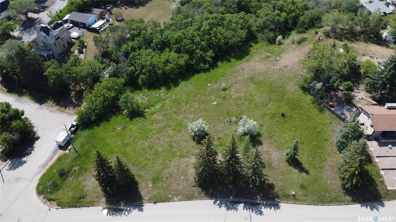325 James STREET S, Lumsden, SK S0G 3C0
