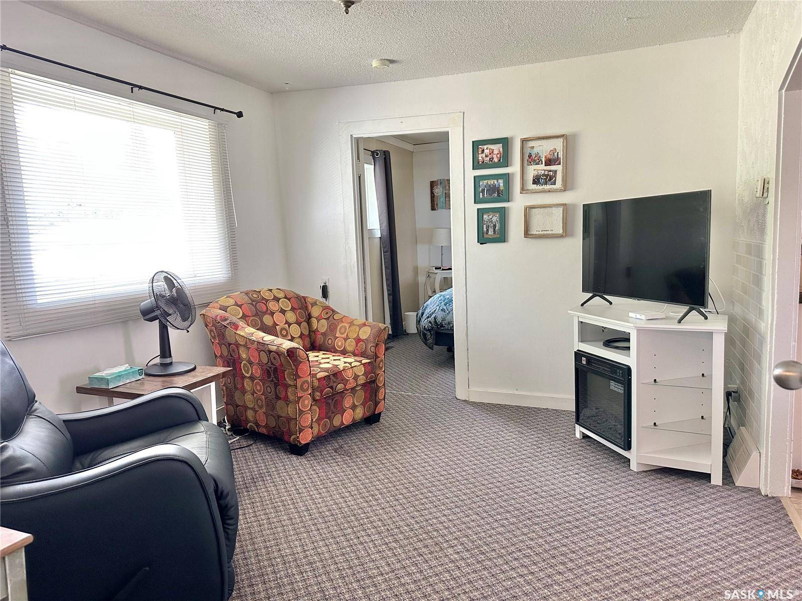 Spiritwood, SK S0J 2M0,400 First AVENUE E