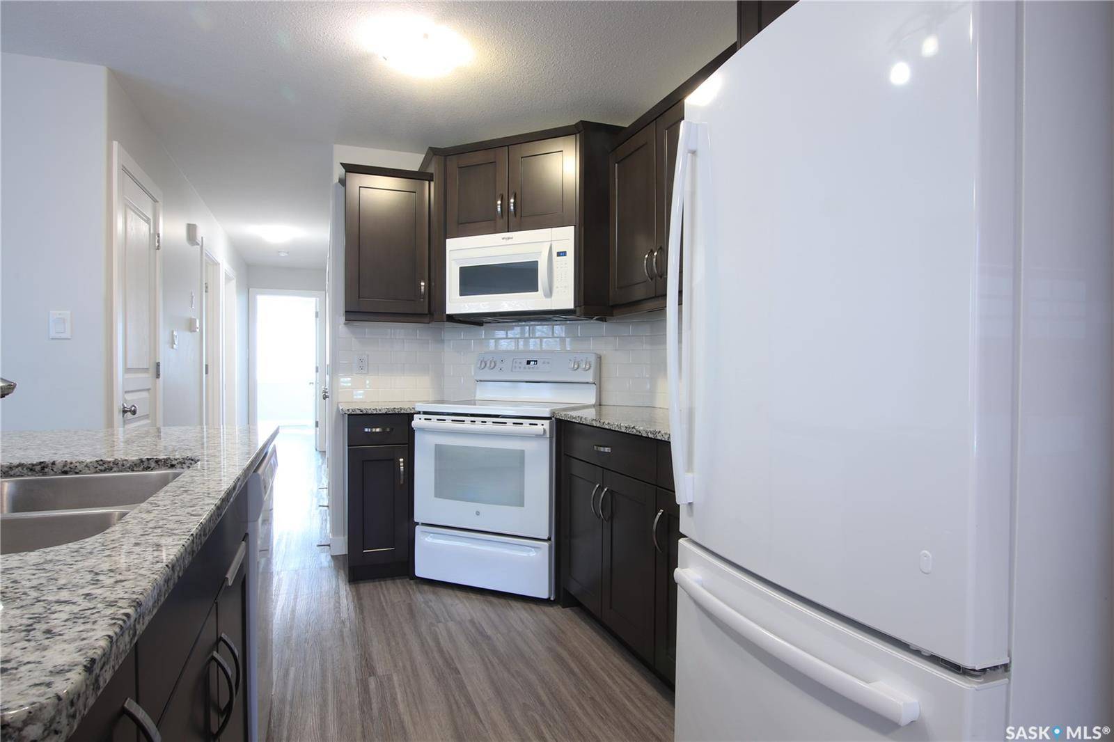 Regina, SK S4R 4H9,374 Wascana STREET