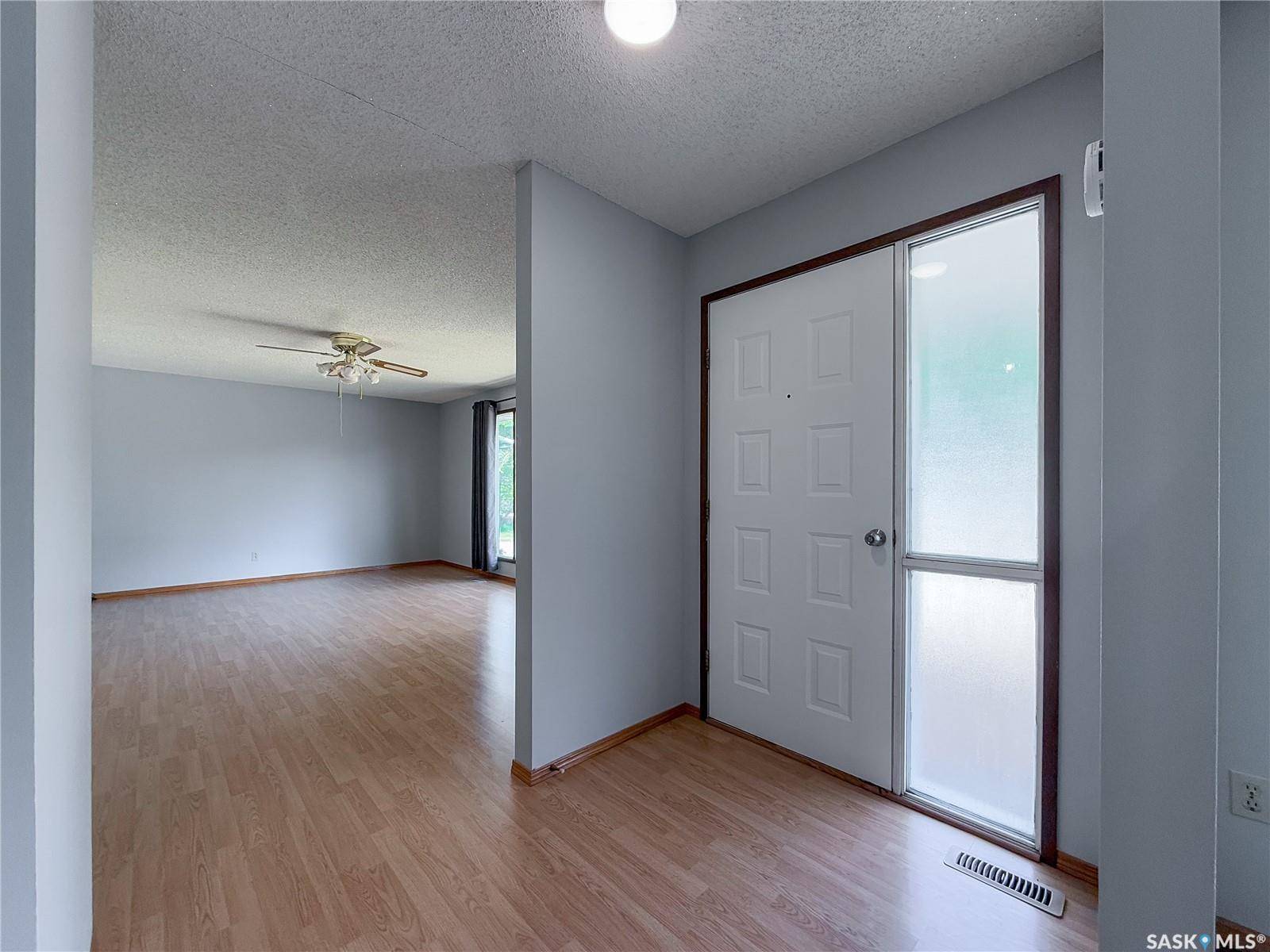 Eastend, SK S0N 1T0,242 Cedar AVENUE N