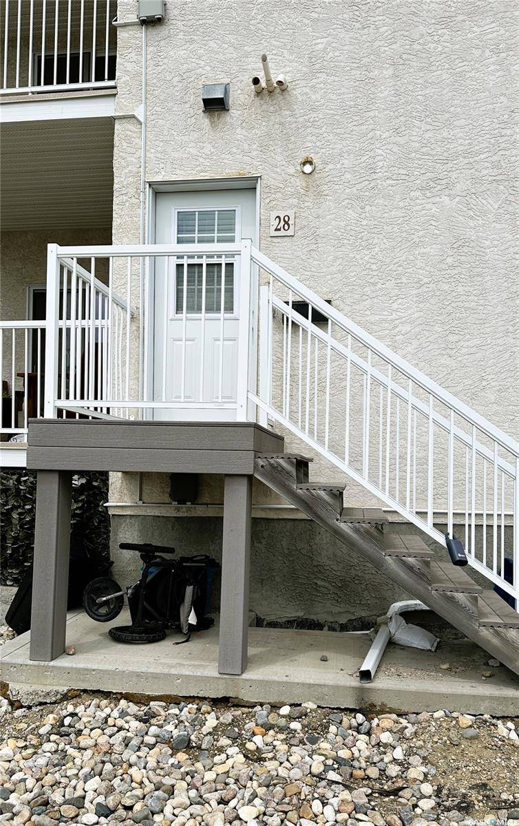 Regina, SK S4X 0G3,4101 Preston CRESCENT #28