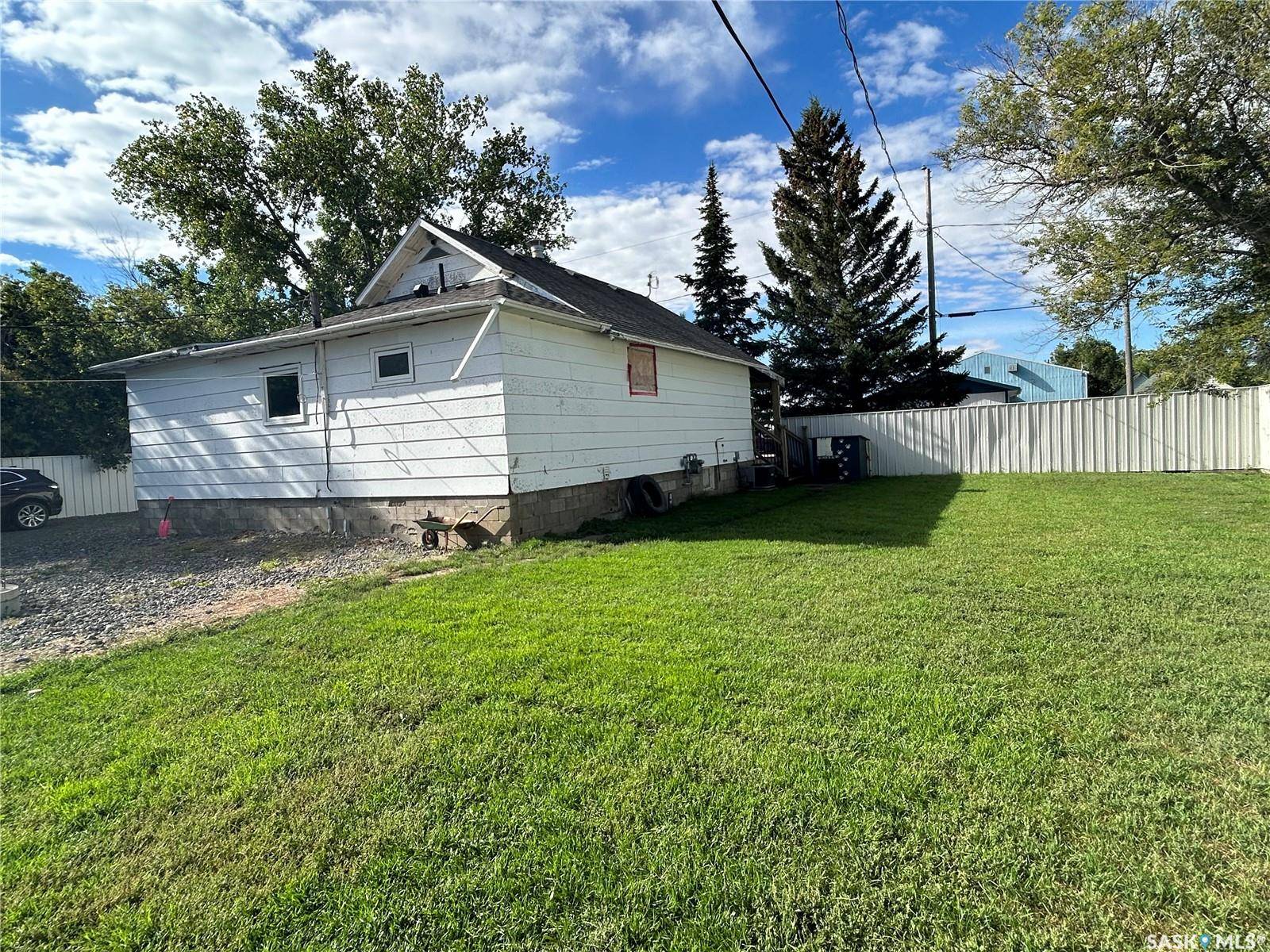 Halbrite, SK S0C 1H0,3 Coteau AVENUE