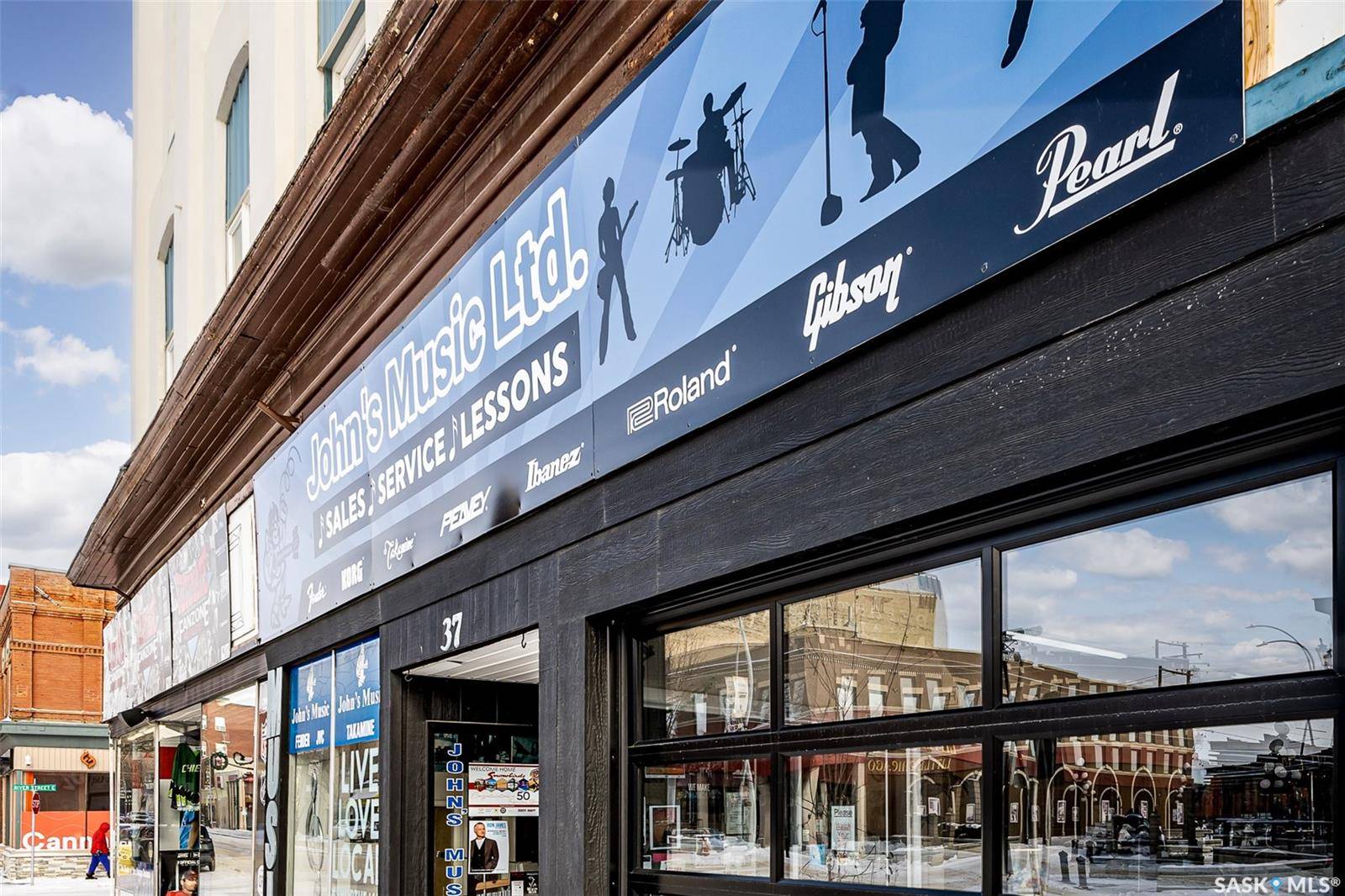 Moose Jaw, SK S6H 0V8,37 Main STREET N