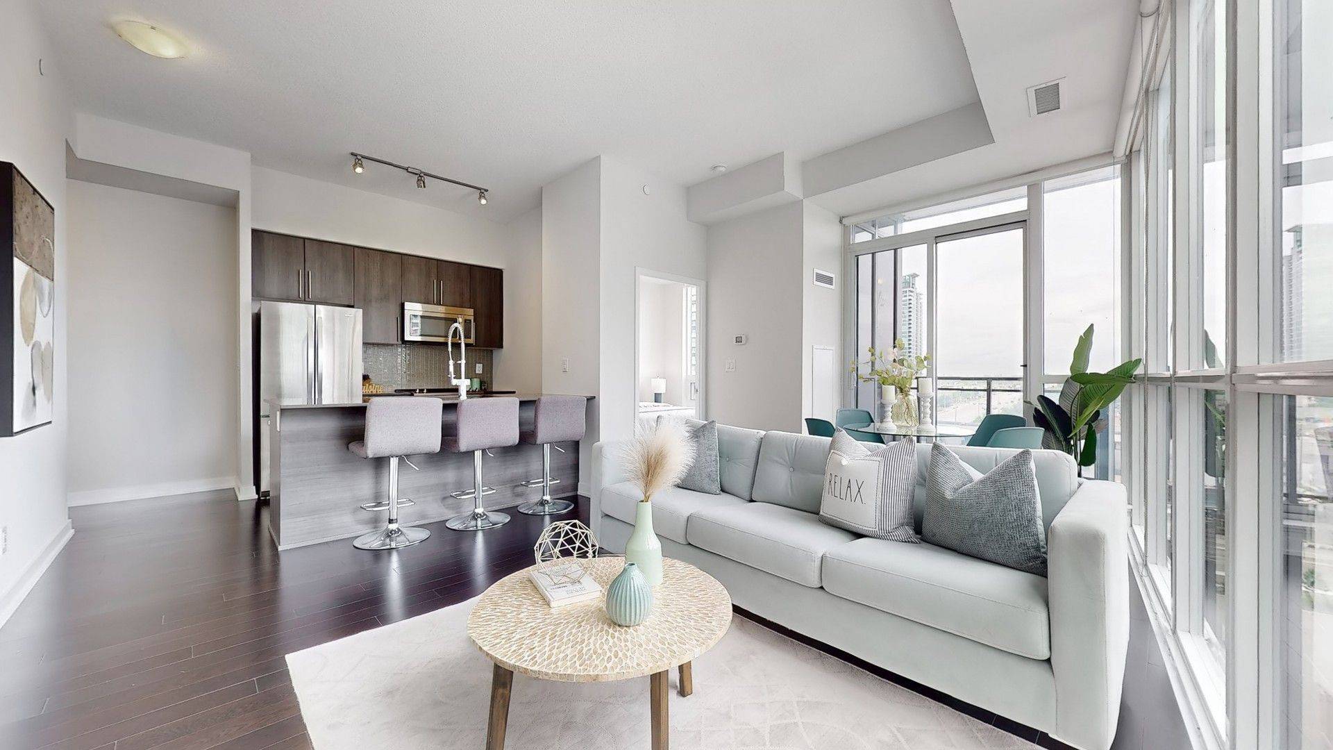 Mississauga, ON L5B 0J7,4011 Brickstone Mews W #Unit602