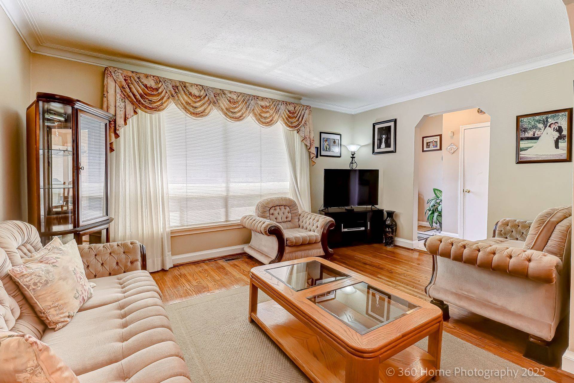 Toronto W06, ON M8W 3E4,289 Thirtieth ST