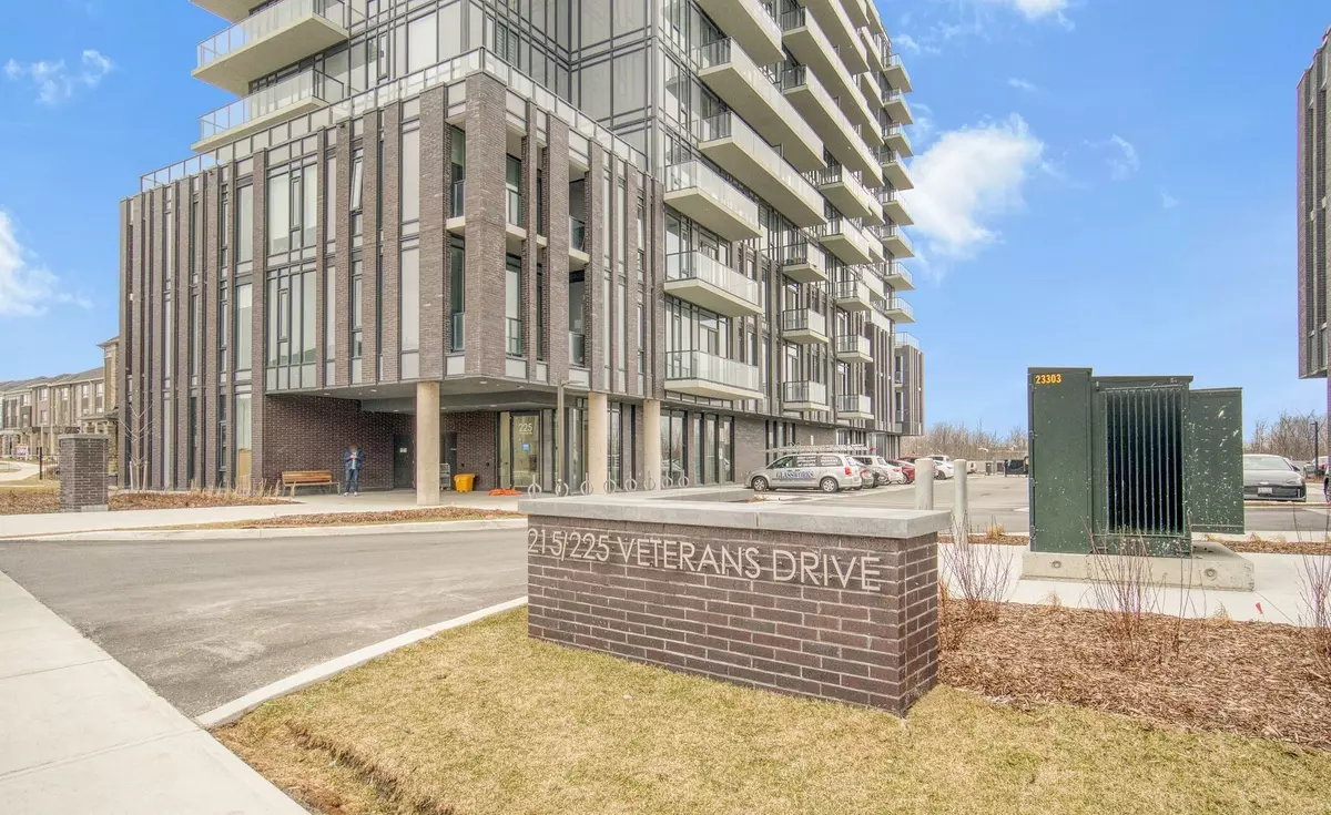 Brampton, ON L7A 5L7,225 Veterans DR #201