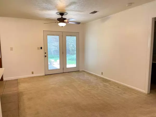Paris, TX 75460,2965 Mahaffey Lane