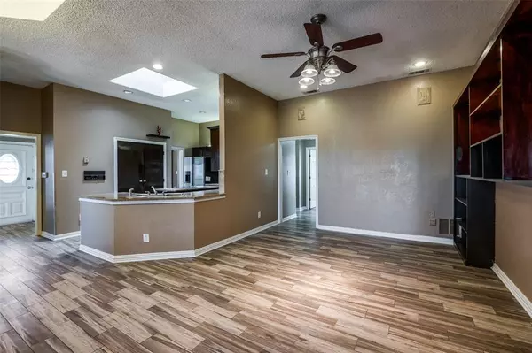 The Colony, TX 75056,5405 Cockrell Circle