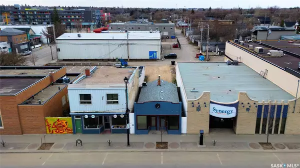 317 20th STREET W, Saskatoon, SK S7M 0X1