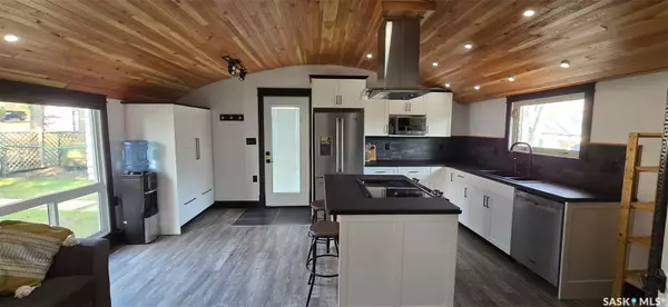Kenosee Lake, SK S0C 2S0,34 Okadoca STREET