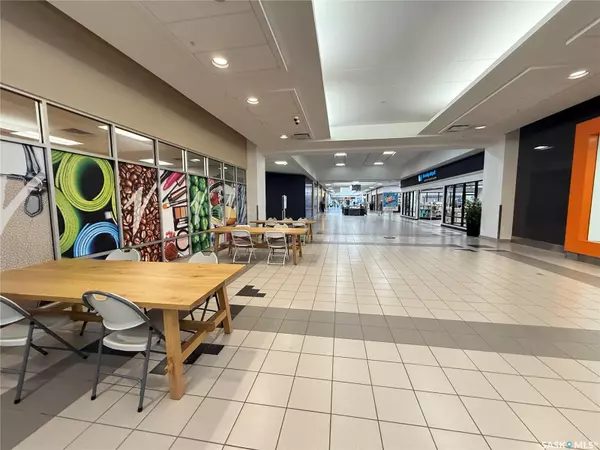 Regina, SK S4N 6E4,2223 Victoria AVENUE E #3