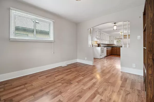 Welland, ON L3B 4H1,72 COZY ST