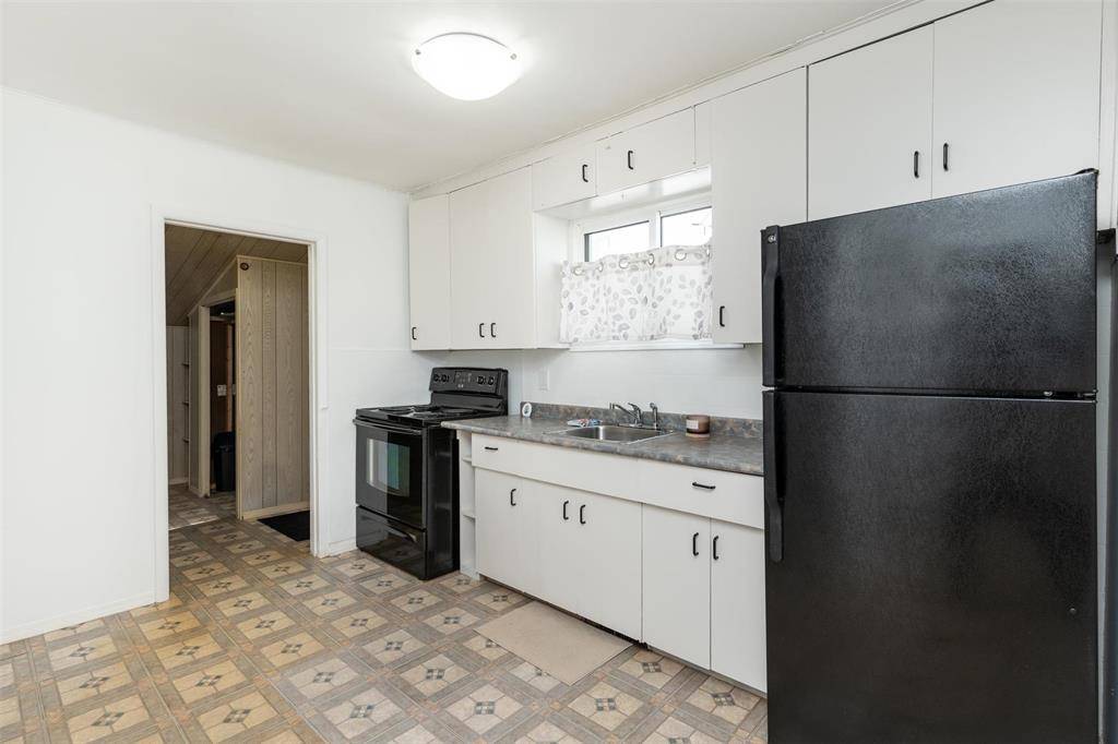 Winnipeg, MB R2X 0C5,1188 Selkirk AVE
