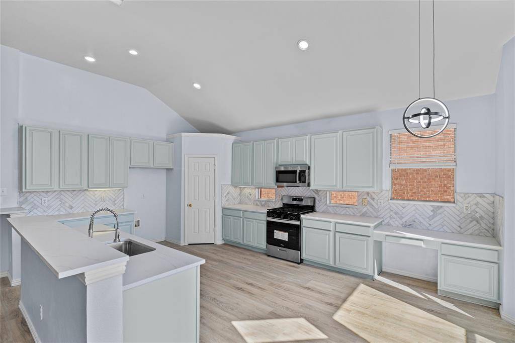 Rowlett, TX 75089,10302 Waterview Parkway