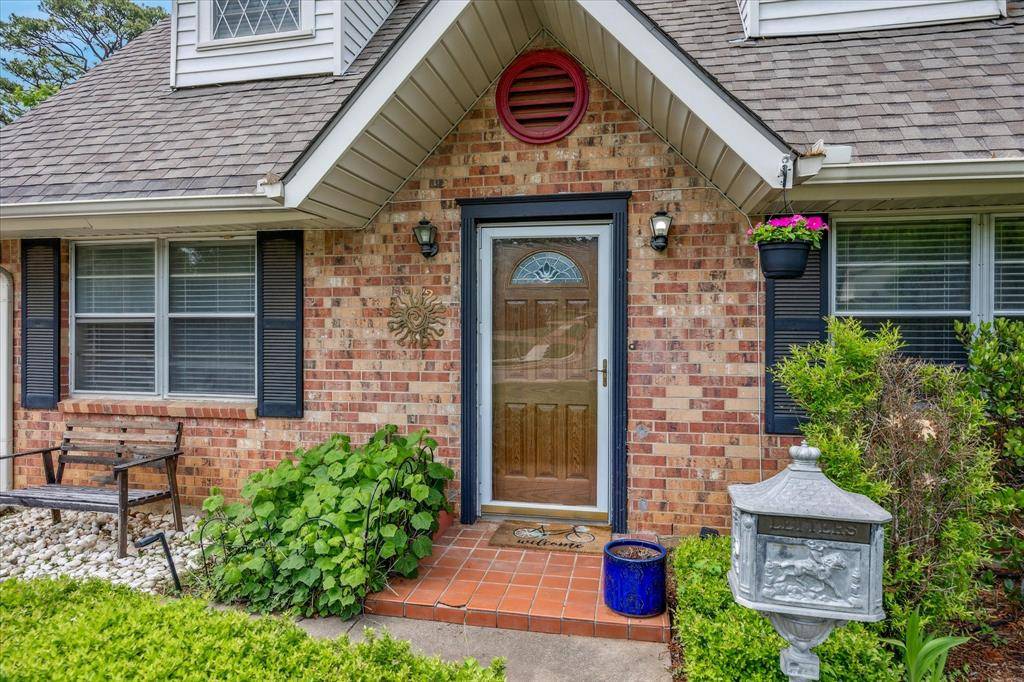 Arlington, TX 76013,2004 Valley Lane