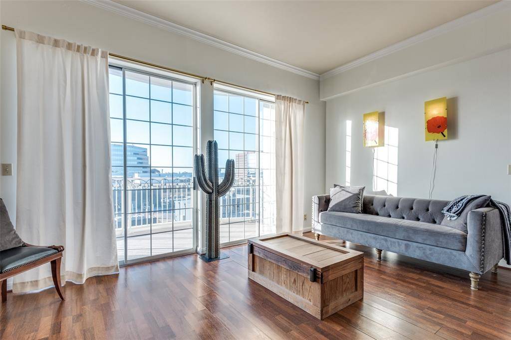 Dallas, TX 75219,3225 Turtle Creek Boulevard #1136