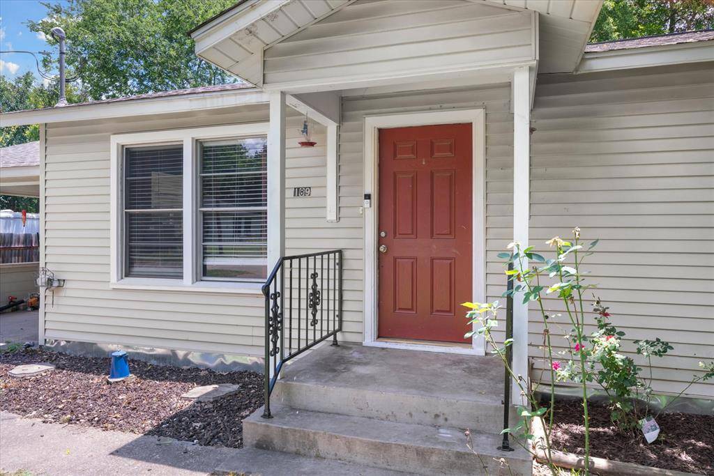 Van, TX 75790,189 S Pine Street