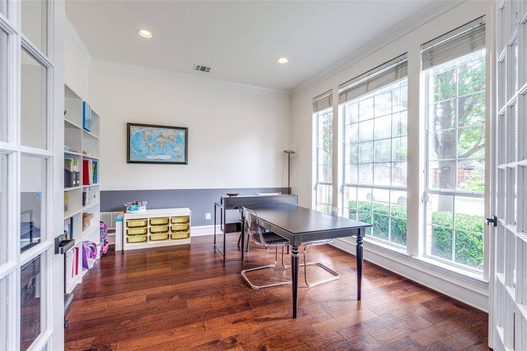 Plano, TX 75025,7905 Cherry Creek Drive