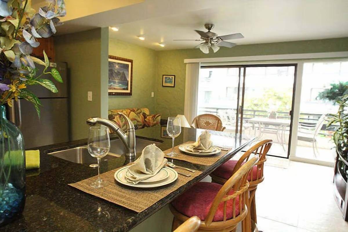 203 CASA DE EMDEKO #A203, Kailua-kona, HI 96740