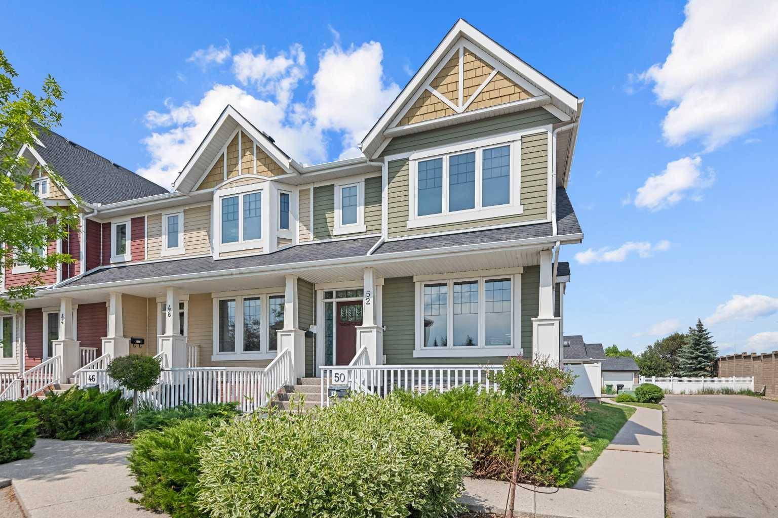 52 Mike Ralph WAY SW,  Calgary,  AB T2E 0H8