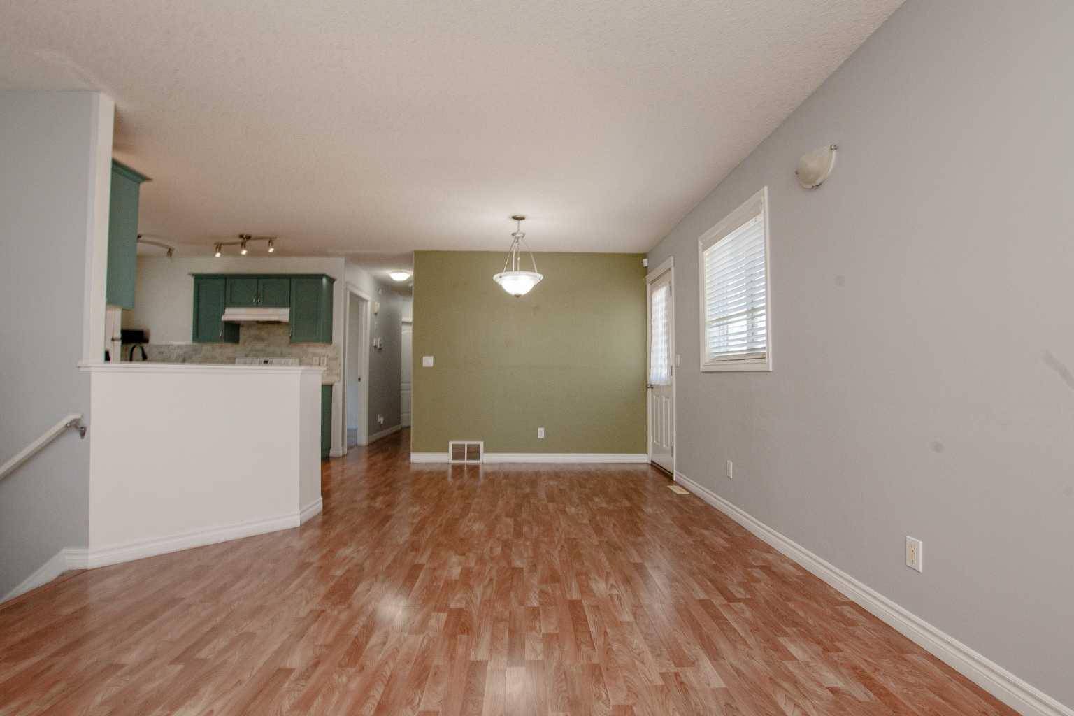 Grande Prairie, AB T8V2W6,10508 102 ST