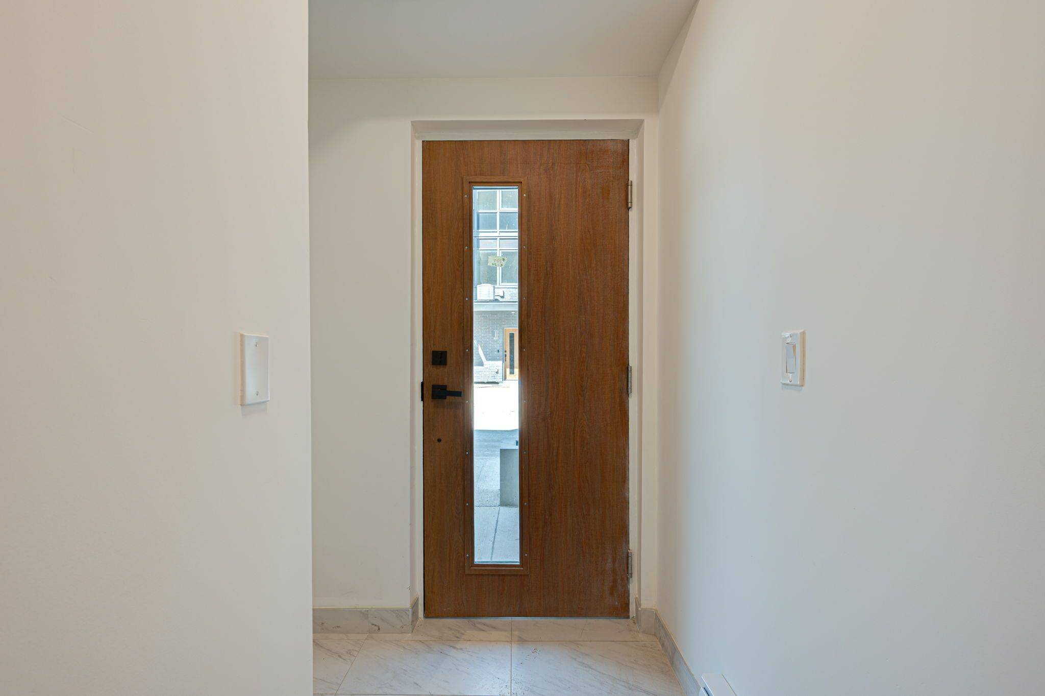 Toronto C13, ON M3A 2P8,67 Curlew DR #147