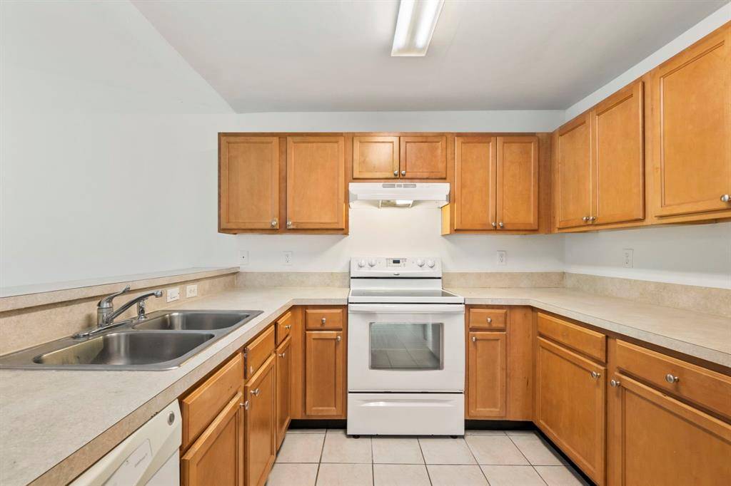 Lehigh Acres, FL 33973,2124/2126 Leda Ave