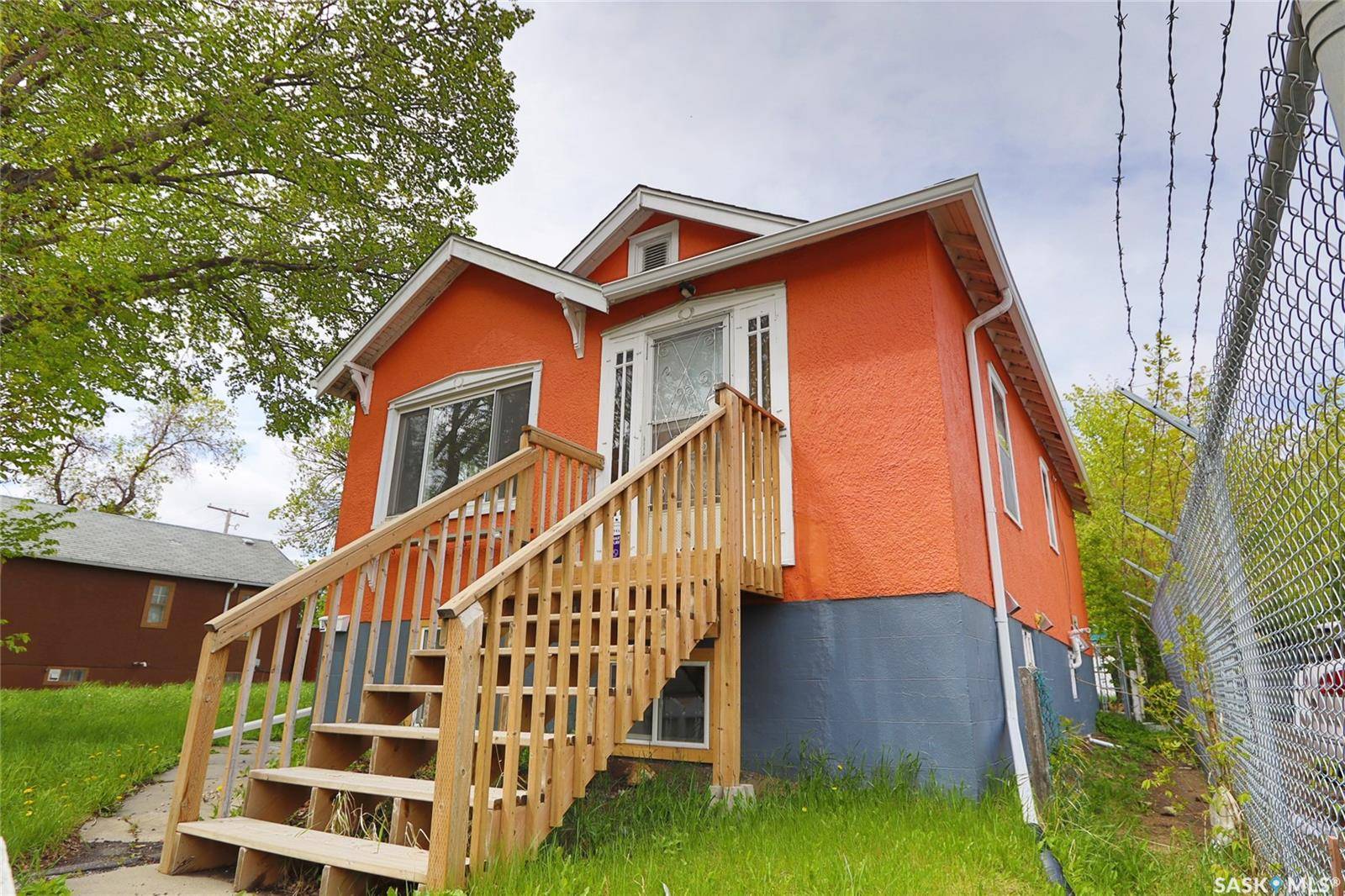 1824 Winnipeg STREET #A&B, Regina, SK S4P 1G2