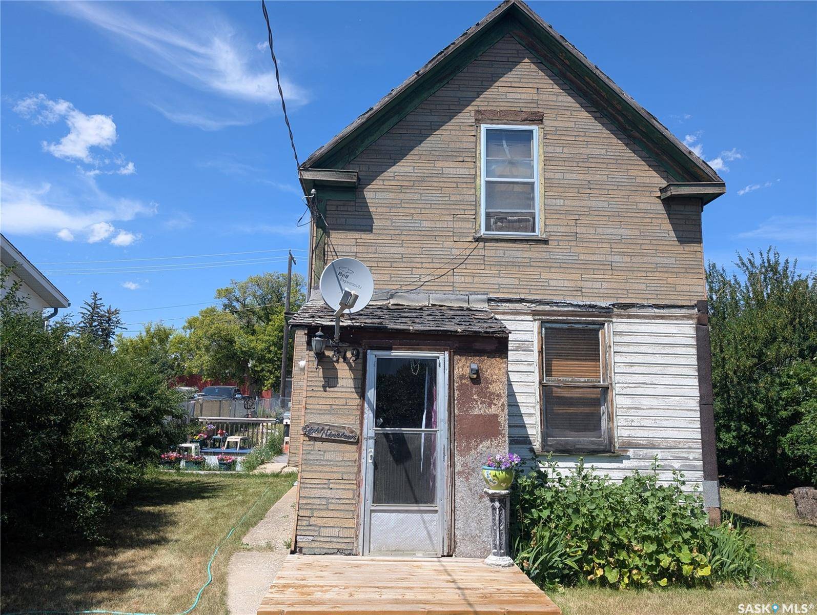 819 North Railway STREET E, Swift Current, SK S9H 1E3