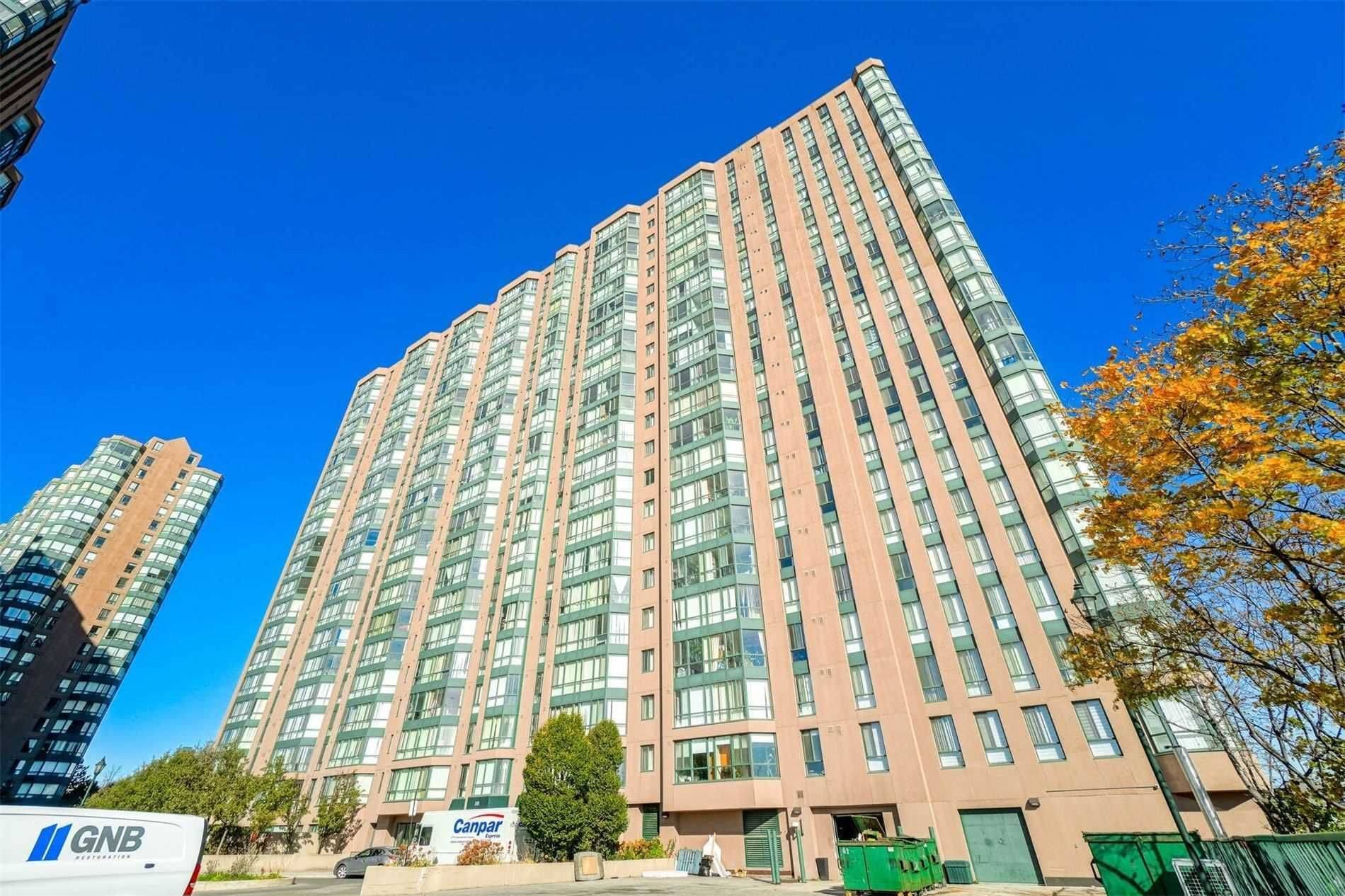 145 Hillcrest AVE #916, Mississauga, ON L5B 3Z1