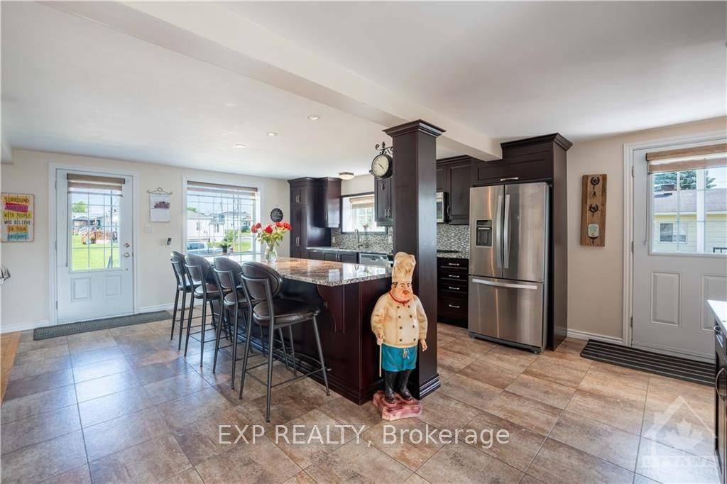 North Glengarry, ON K0C 1A0,50 VICTORIA ST E