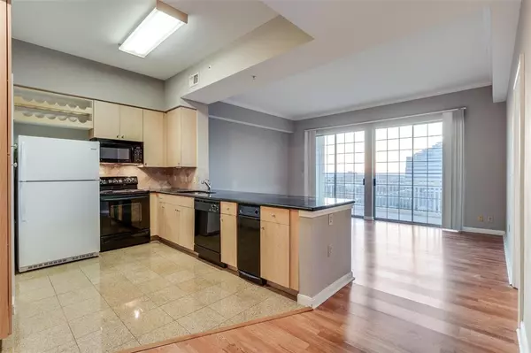 Dallas, TX 75219,3225 Turtle Creek Boulevard #1236