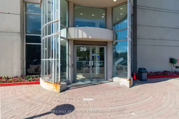 39 Kimbercroft CT #505, Toronto E07, ON M1S 5B5