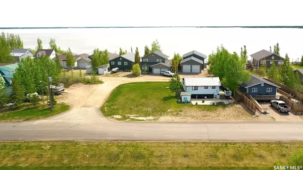 Leslie Beach, SK S0A 1A0,245 Lakeshore DRIVE