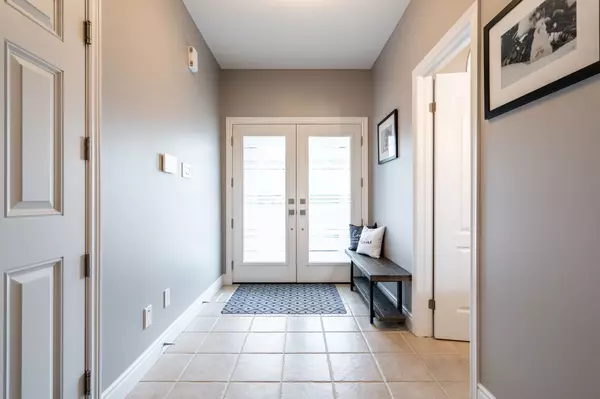 Hamilton, ON L8B 0K7,7 Volterra CT